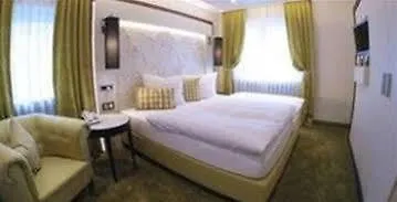 Hotel Menge 