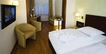 Hotel Menge 